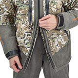 Демисезонный костюм для охоты «Tracker V (-15)» (Forect) - Костюм и карманы на нем застегивается на молнии, рассчитанные на длительную работу в экстремальных условиях