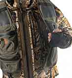 защитные накладки на правом и левом плече, объемные карманы, съемные подвески «Утятница»