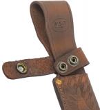 Регулируемый хлястик фиксатора позволяет адаптировать его под разную толщину рукояти ножа.